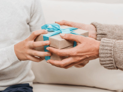 Gift Guide for Family Members: Thoughtful and Personalised Options for Everyone